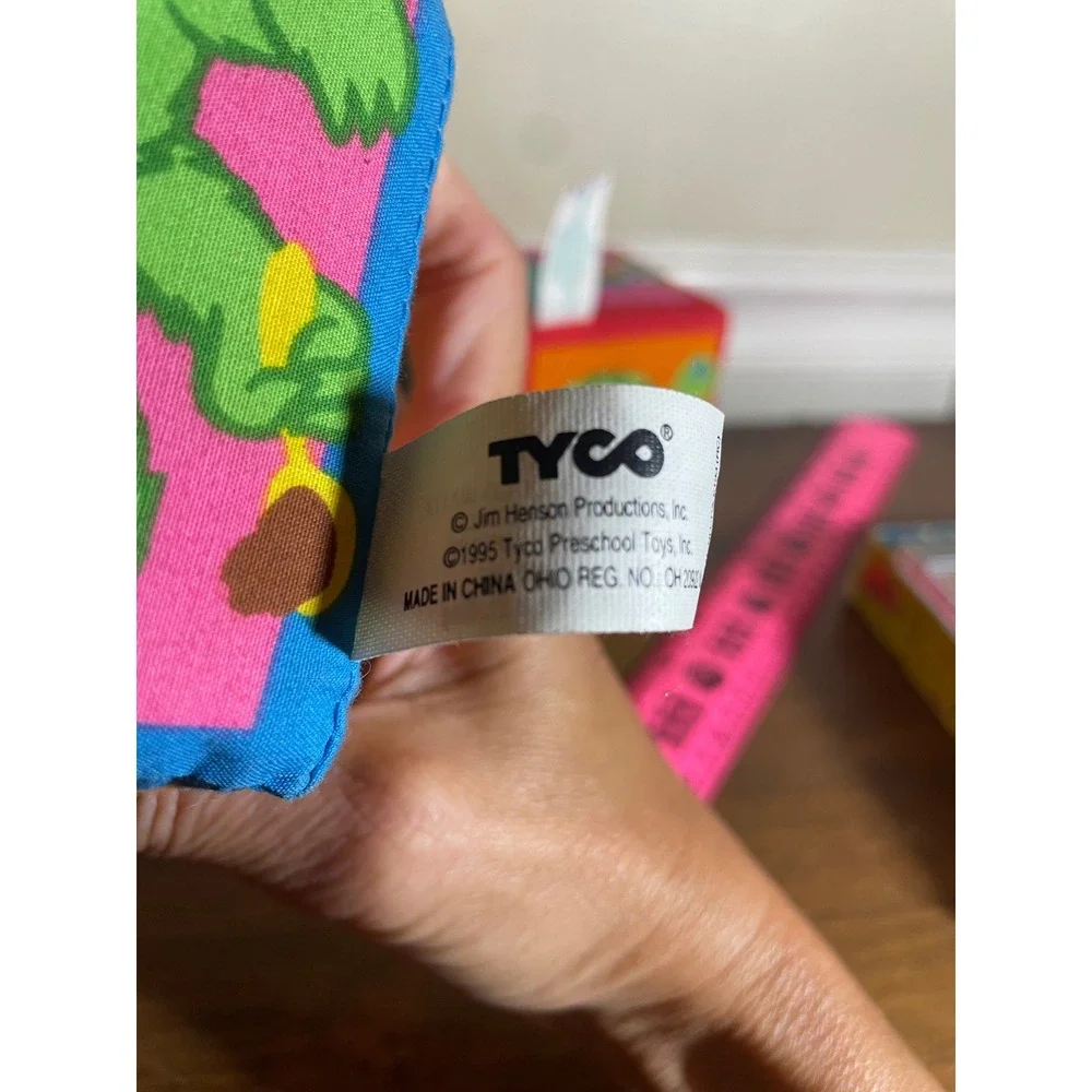 Vintage 1995 Tyco Sesame Street Soft Plush Blocks Oscar Bert Ernie Set of 2